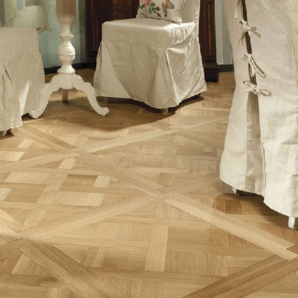 Oak, VERSAILLES