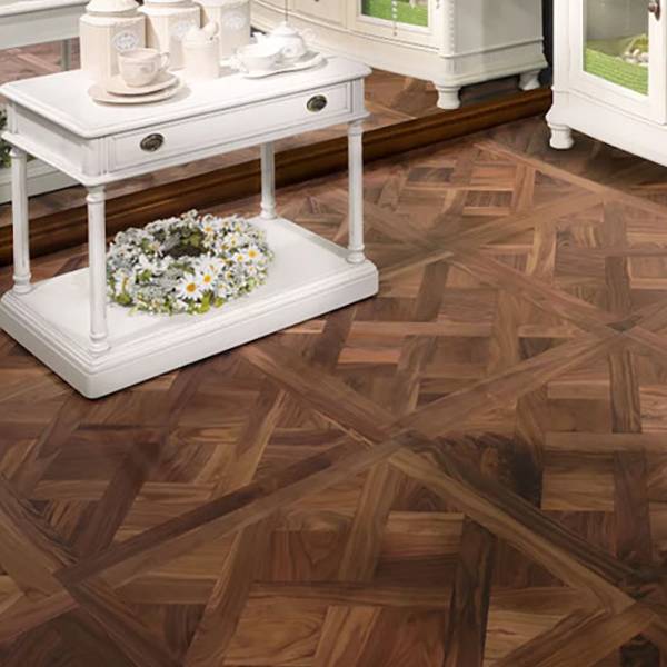 Walnut, VERSAILLES